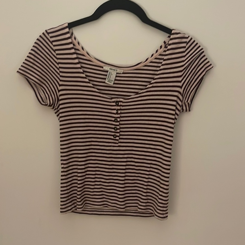 Red and white small crop top